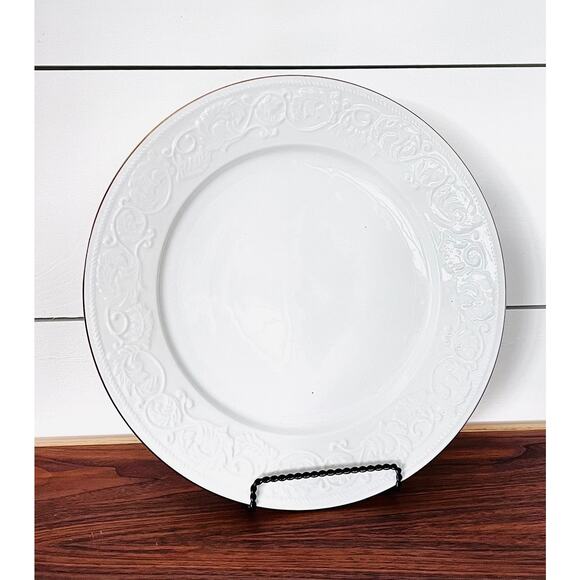 Farberware Calais 4173 White w/ Gold Trim - Dinner Plate 10 3/4" - Picture 1 of 5